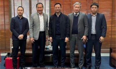 Country director of Boeing Vietnam Michael Nguyen (left, second) at a meeting with the CAAV in Hanoi on February 12, 2025. Photo courtesy of CAAV.