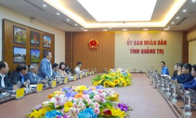 Quang Tri's acting Chairman Ha Sy Dong (standing) at a meeting with EVNGENCO 1 in Quang Tri province, central Vietnam, February 7, 2025. Photo courtesy of Quang Tri news portal.