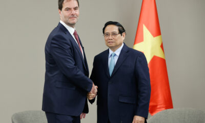 Vietnamese Prime Minister Pham Minh Chinh (right) meets with CEO of PPF GroupJiri Smejc in Prague on January 19, 2025. Photo courtesy of the Vietnamese government's news portal.