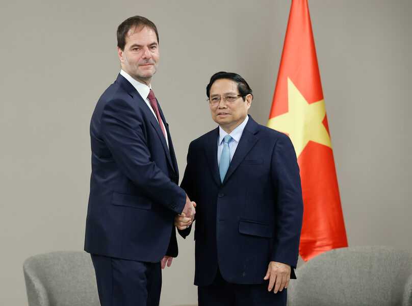 Vietnamese Prime Minister Pham Minh Chinh (right) meets with CEO of PPF GroupJiri Smejc in Prague on January 19, 2025. Photo courtesy of the Vietnamese government's news portal.