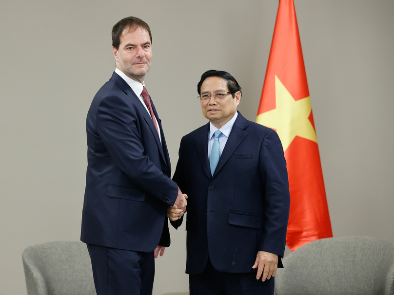 Vietnamese Prime Minister Pham Minh Chinh (right) meets with CEO of PPF GroupJiri Smejc in Prague on January 19, 2025. Photo courtesy of the Vietnamese government's news portal.