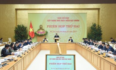 PM Pham Minh Chinh (standing) chairs a meeting of the national steering committee on nuclear power plant construction in Hanoi, February 4, 2025. Photo courtesy of Nhan Dan (The People) newspaper.