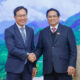 Samsung Vietnam's departing CEO Choi Joo Ho (left) and Vietnamese Prime Minister Pham Minh Chinh at a meeting in Hanoi on February 12, 2025. Photo courtesy of the government's news portal.