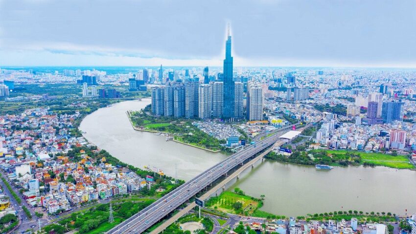 Ho Chi Minh City will lead toward the sea and along Saigon river