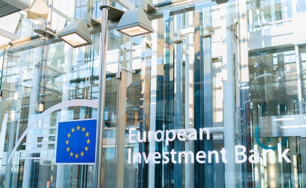 EIB and SBV deepen green finance cooperation to support energy transition