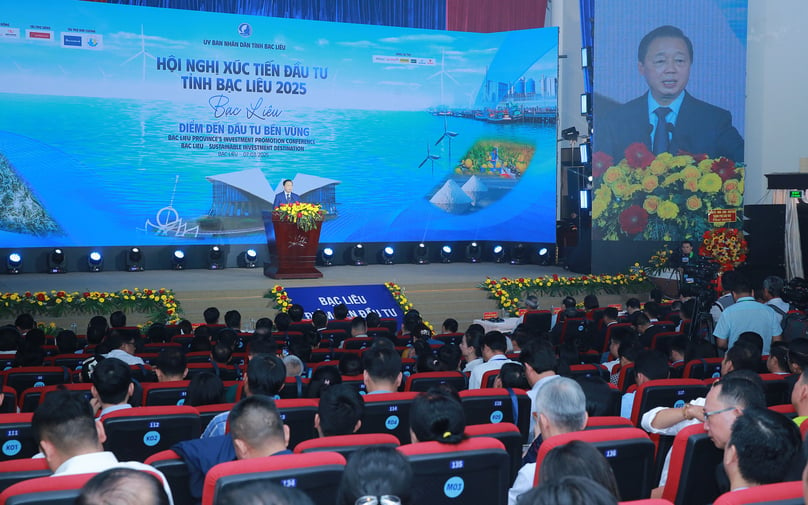 Deputy Prime Minister Tran Hong Ha speaks at Bac Lieu Investment Promotion Conference in Bac Lieu province, the Mekong Delta, southern Vietnam on March 7, 2025. Photo courtesy of the government's news portal.