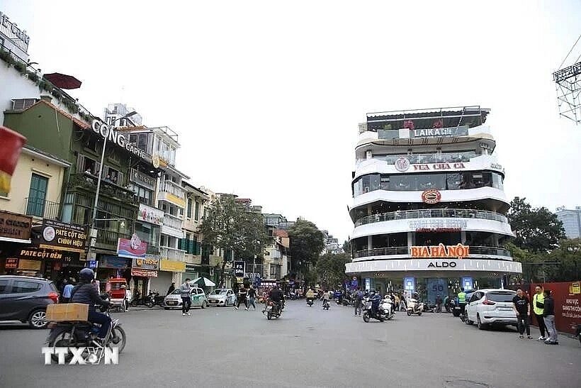 Hanoi to renovate Hoan Kiem Lake area for park development