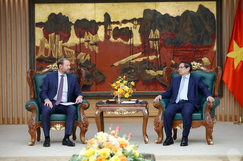 Vietnam's Prime Minister Pham Minh Chinh (right) receives U.S.-based PE's chairman Nate Franklin in Hanoi, March 12, 2025. Photo courtesy of the government's news portal.