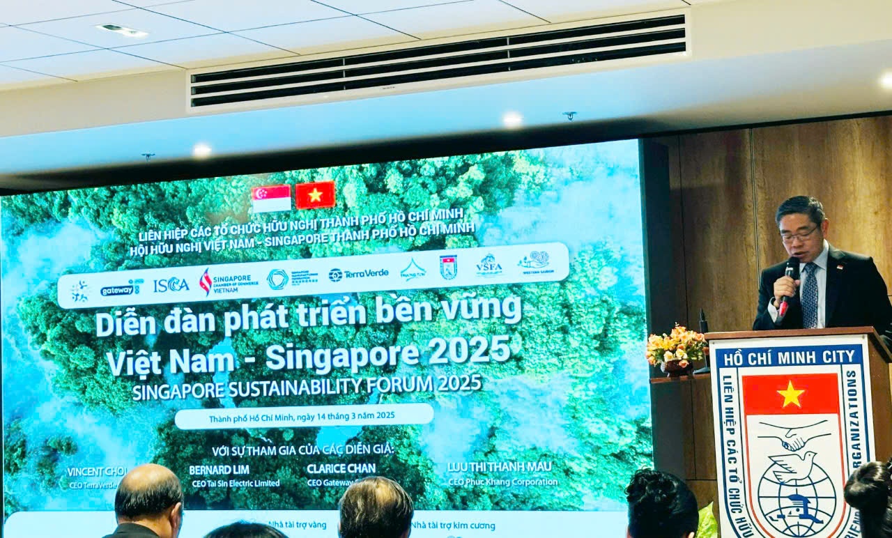 Singaporean diplomat highlights green cooperation for sustainability