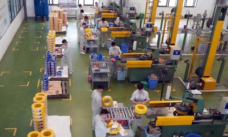 Electrical wire production at Tran Phu Electrical Mechanical Joint Stock Company, located in the Vietnam-Singapore Industrial Park (VSIP), Hai Duong Province. (Photo: DANG ANH)